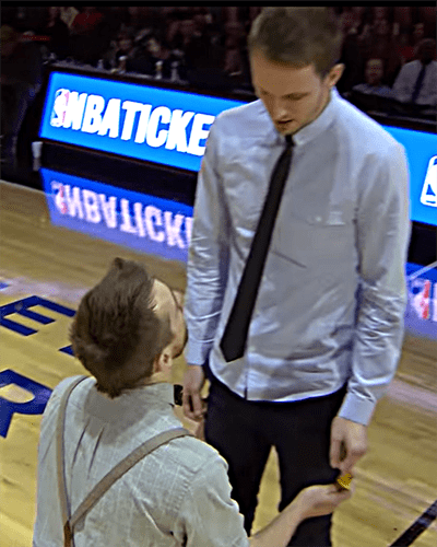 Gay man proposes during Bulls vs. Spurs game in Chicago