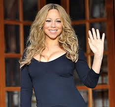 Mariah Carey surprises gay fans at awards ceremony