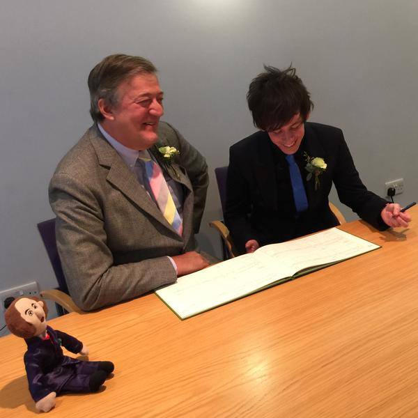 Stephen Fry married the man of his choice, and the haters still hate … sometimes even the gay ones