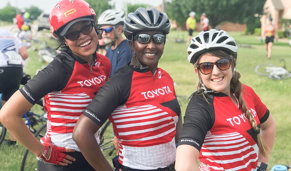 Team Toyota rides in AIDS Life Cycle