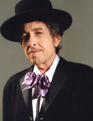 Bob Dylan performs in Grand Prairie