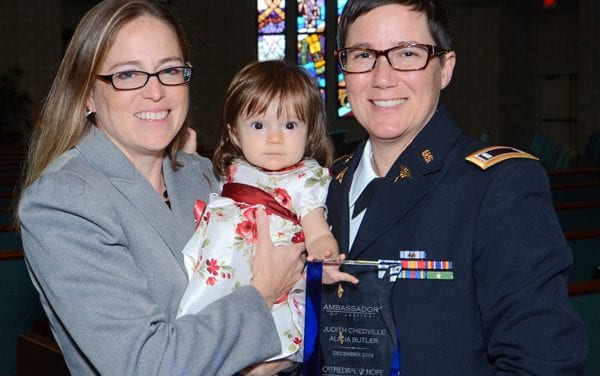 Cathedral of Hope honors military couple who challenged Texas policy