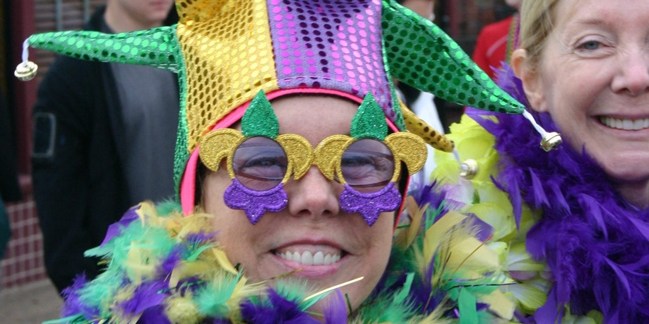 Dash for the Beads begins Oak Cliff Mardi Gras celebration