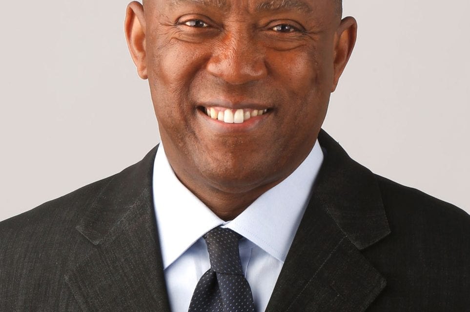 Rep. Sylvester Turner wins Houston mayoral run-off in nail-biter
