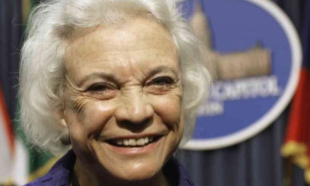 Sandra Day O’Connor officiates gay wedding at Supreme Court