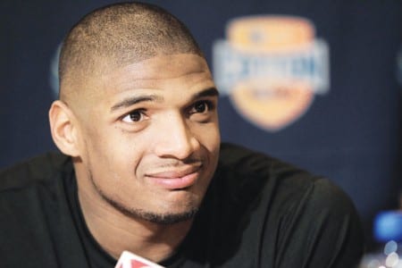 BREAKING: Michael Sam signs with Cowboys practice squad