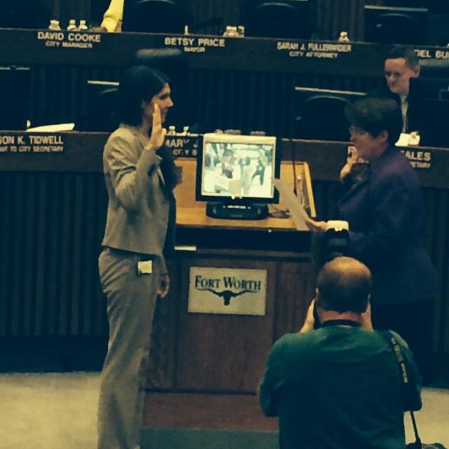 New Fort Worth Councilwoman Ann Zadeh sworn in