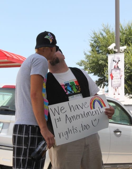 WATCH: Dallas LGBT couples kiss amid harassment at Chick-fil-A