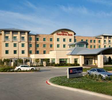 Chef at Hilton Garden Inn in Richardson allegedly refuses to cater same-sex wedding