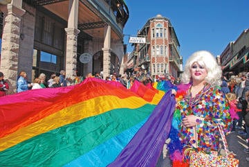 Eureka Springs becomes 1st city in Arkansas to endorse marriage equality