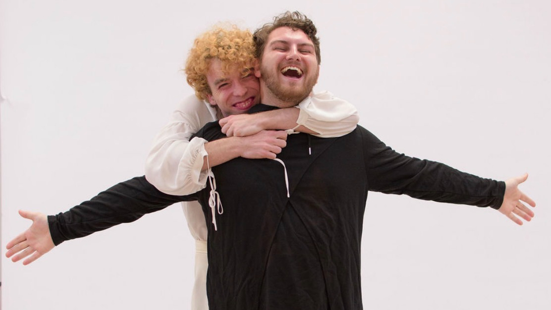 Review: The Beacon Theatre boldly launches with the Shakesqueerean ‘Romeo and Julian’ 